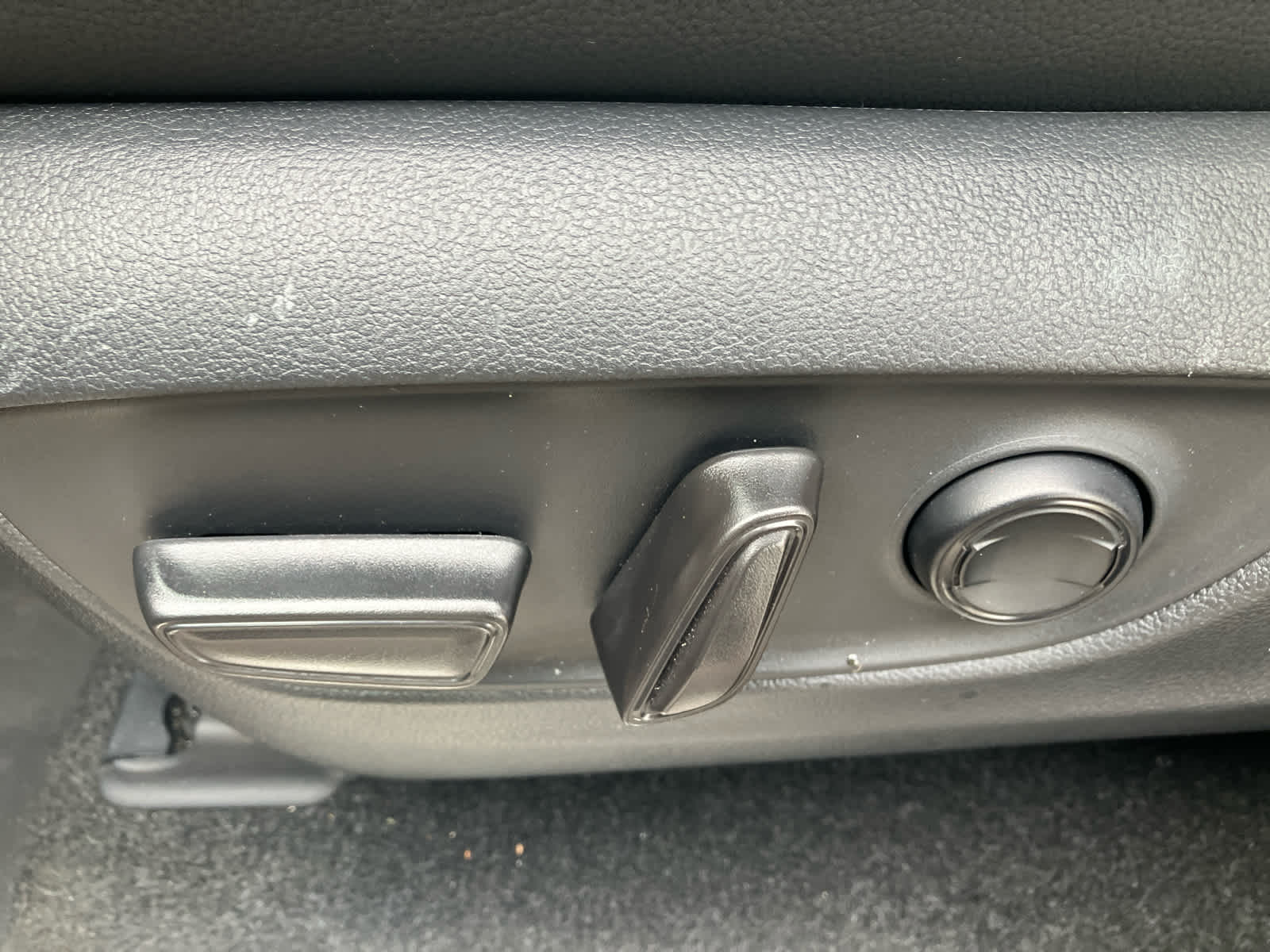 2026 Toyota Land Cruiser photo 13 of 42