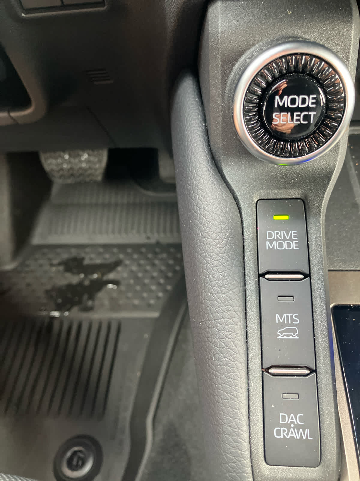 2026 Toyota Land Cruiser photo 34 of 42