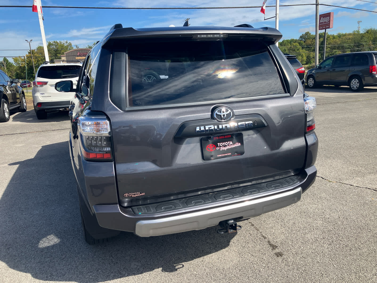 2022 Toyota 4Runner photo 6 of 36