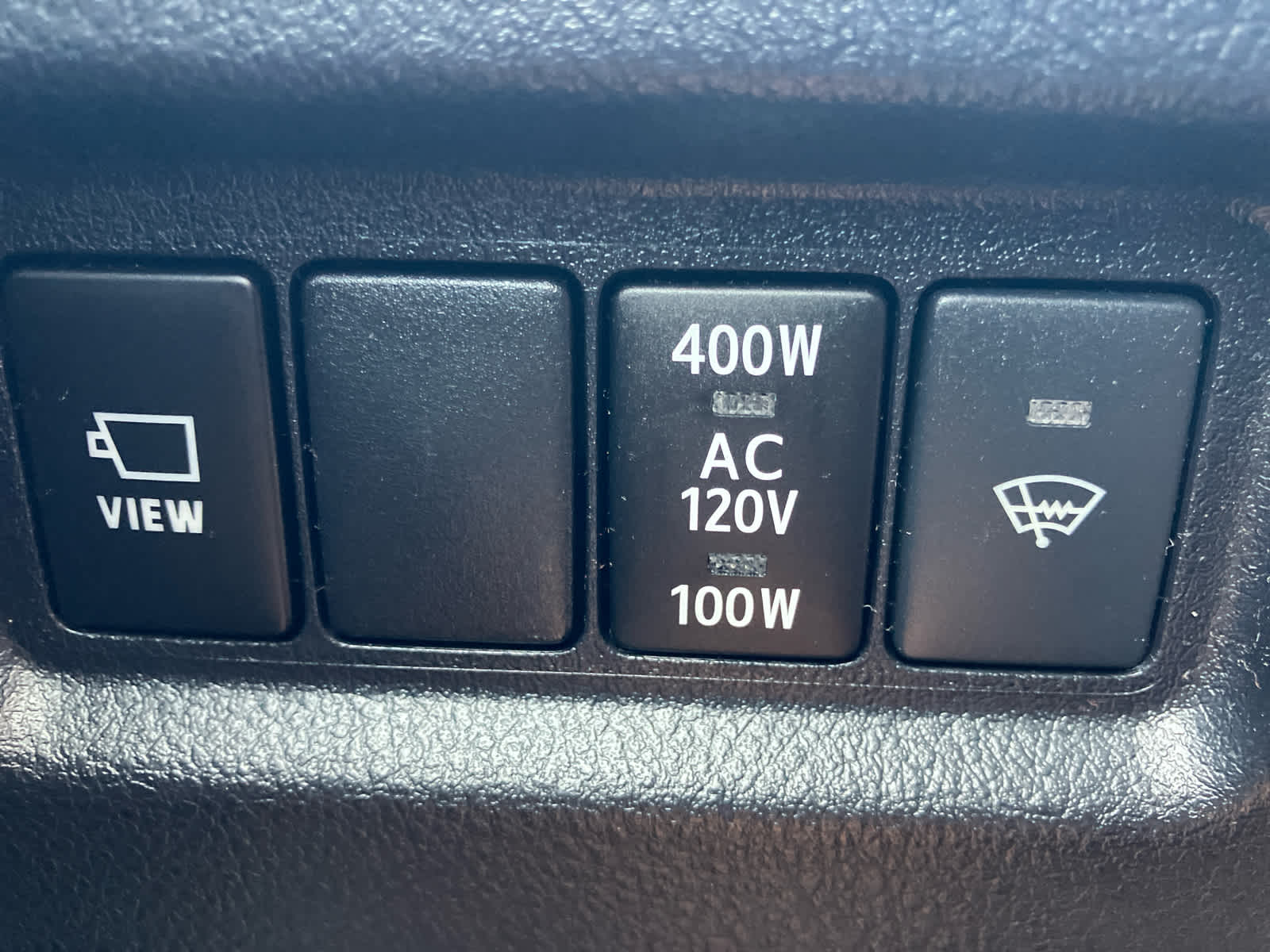 2022 Toyota 4Runner photo 14 of 36