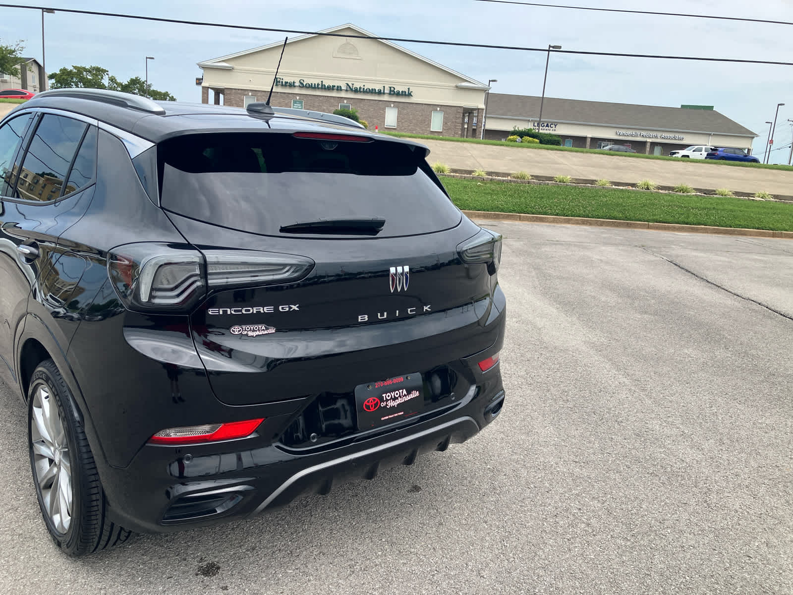 2025 Buick Encore GX photo 6 of 36