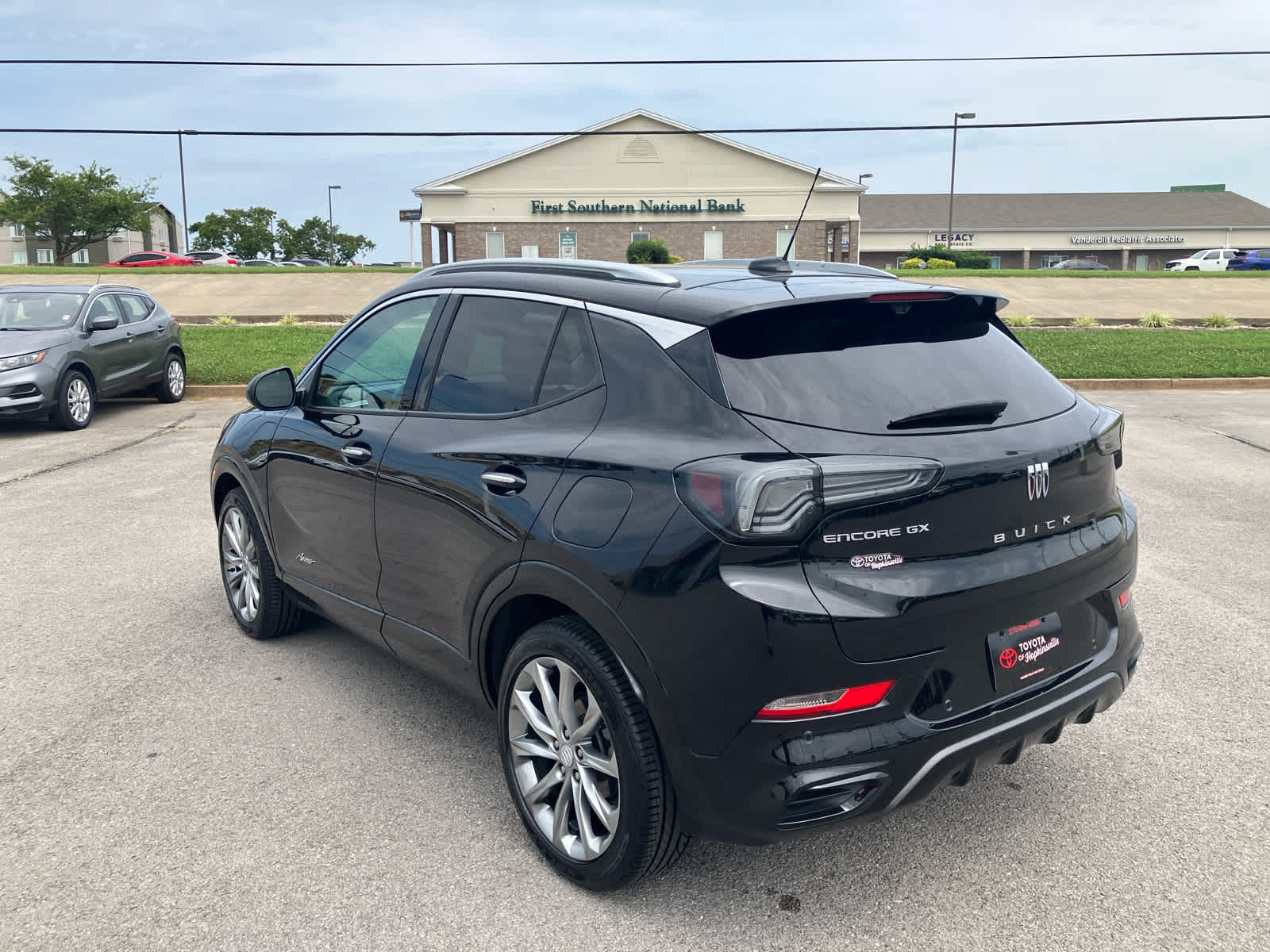 2025 Buick Encore GX photo 5 of 36