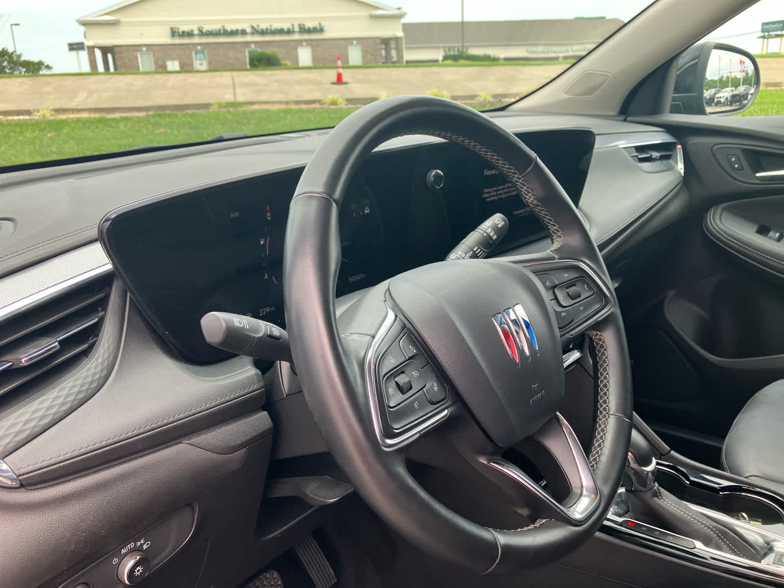 2025 Buick Encore GX photo 9 of 36
