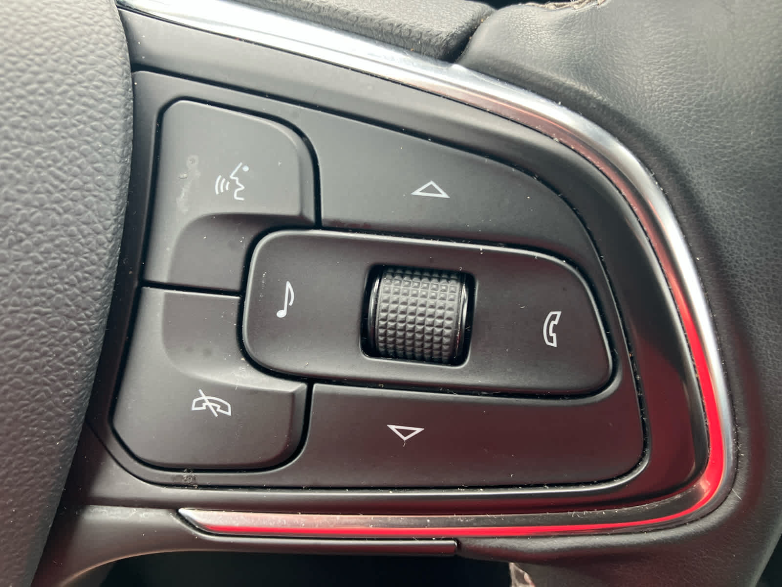 2025 Buick Encore GX photo 19 of 36