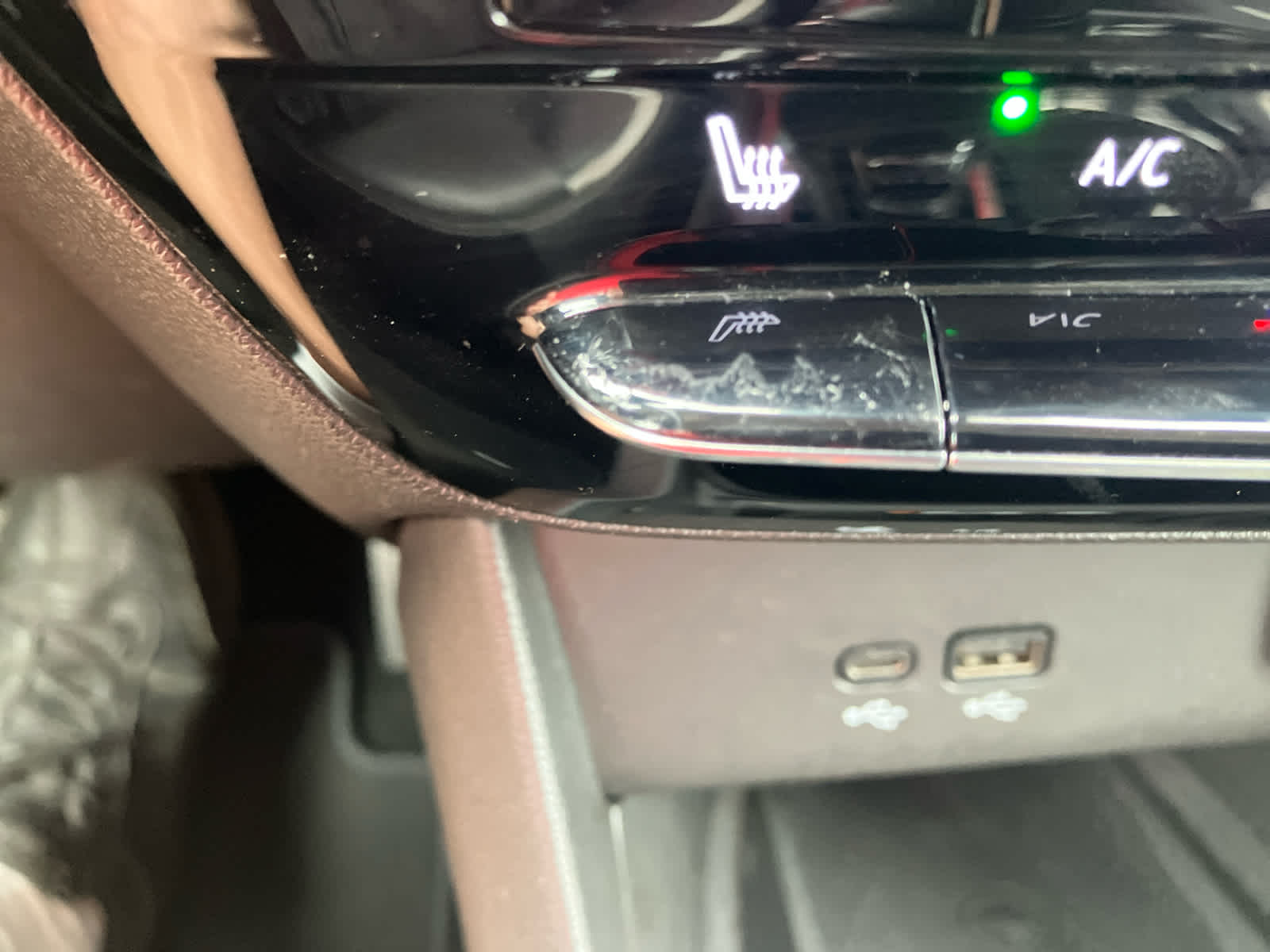2025 Buick Encore GX photo 25 of 36