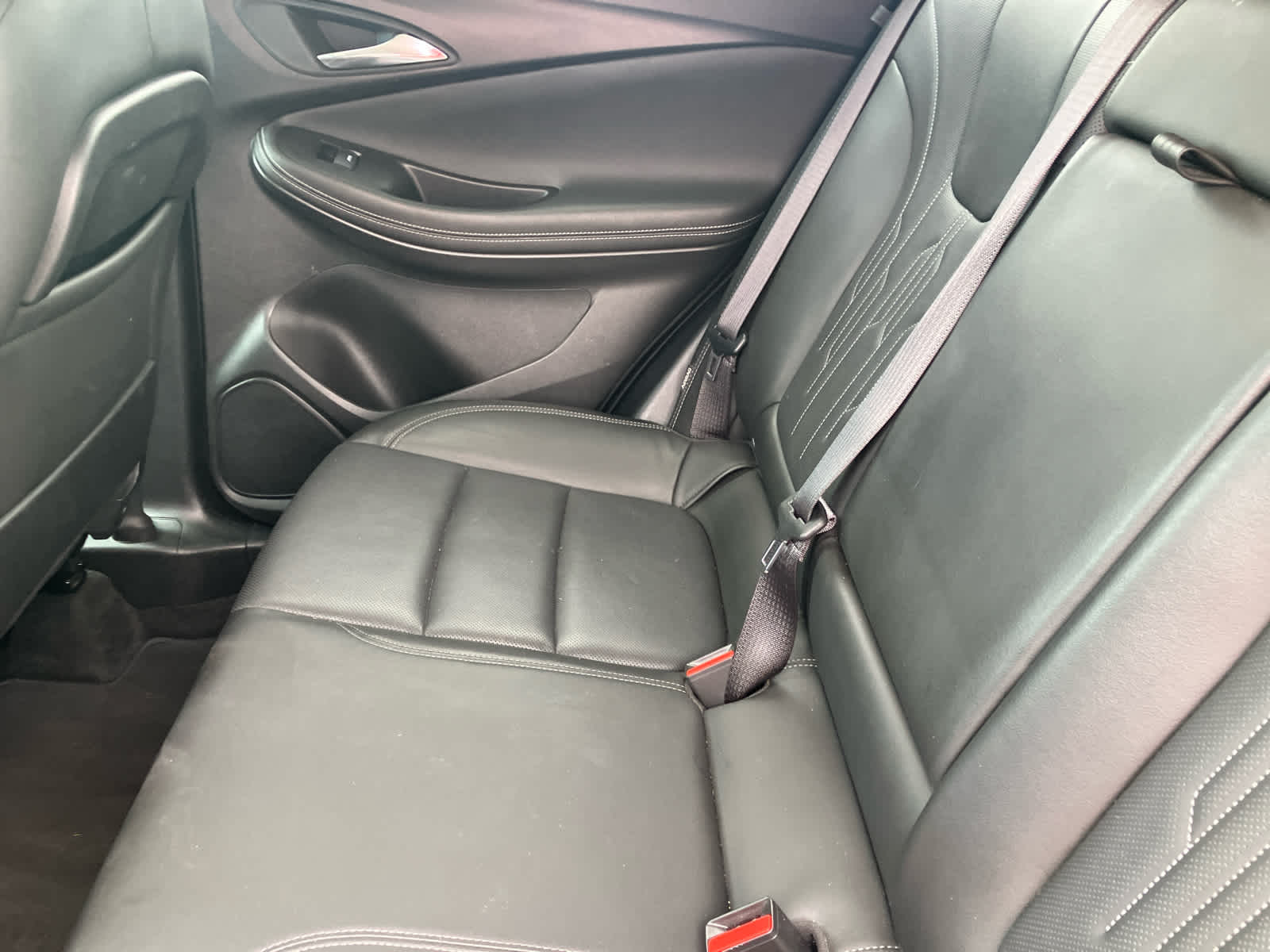 2025 Buick Encore GX photo 35 of 36