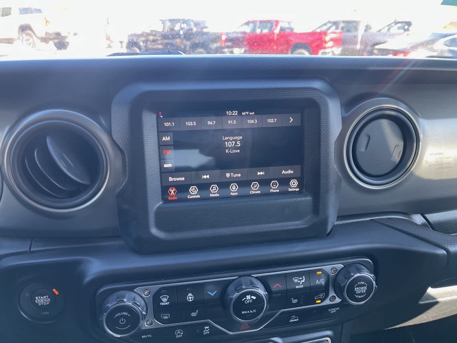 2023 Jeep Wrangler Sport S 25