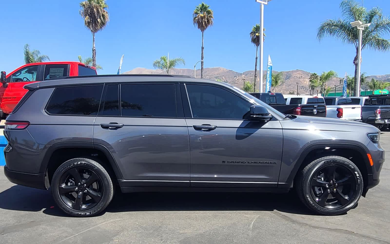 2021 Jeep Grand Cherokee L Altitude 12