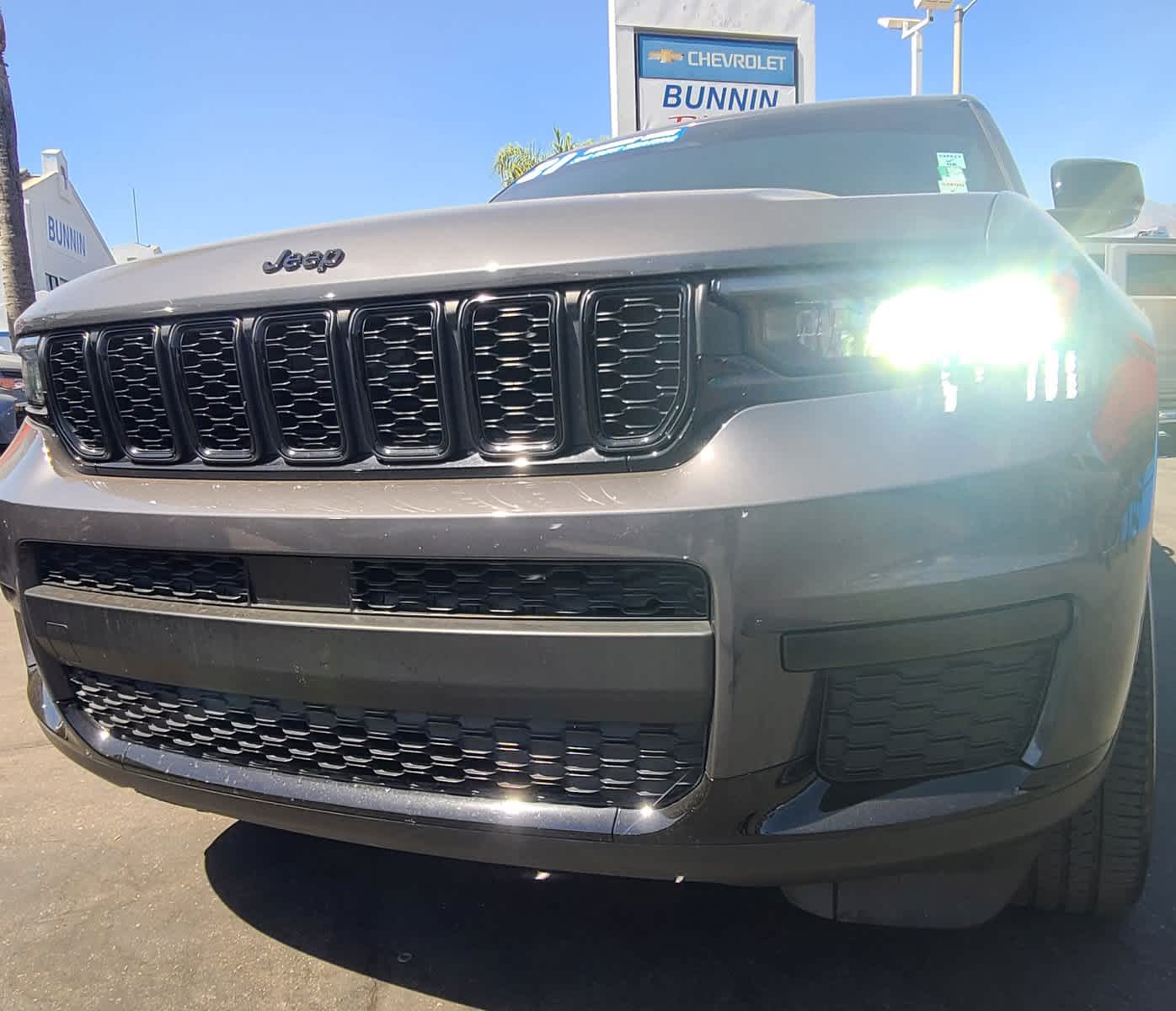 2021 Jeep Grand Cherokee L Altitude 28