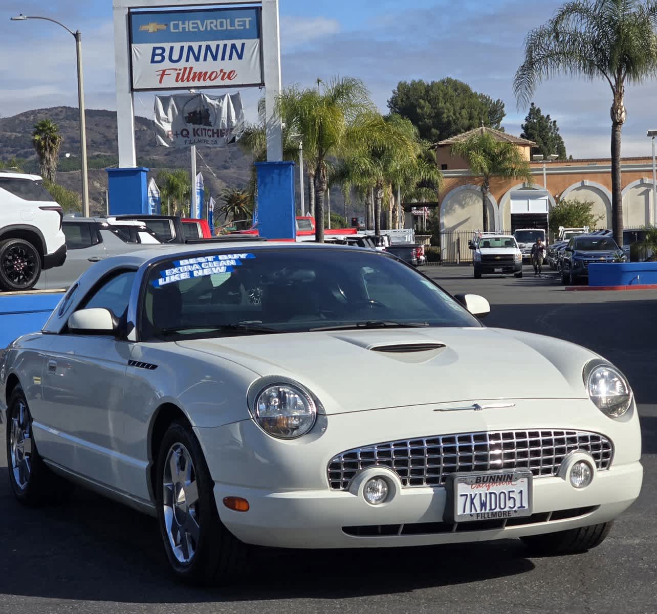 2002 Ford Thunderbird Deluxe 2