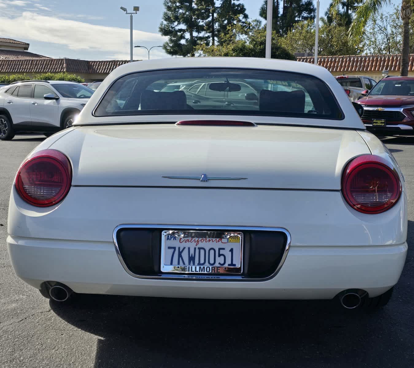 2002 Ford Thunderbird Deluxe 8