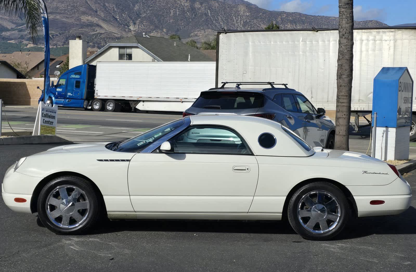 2002 Ford Thunderbird Deluxe 6