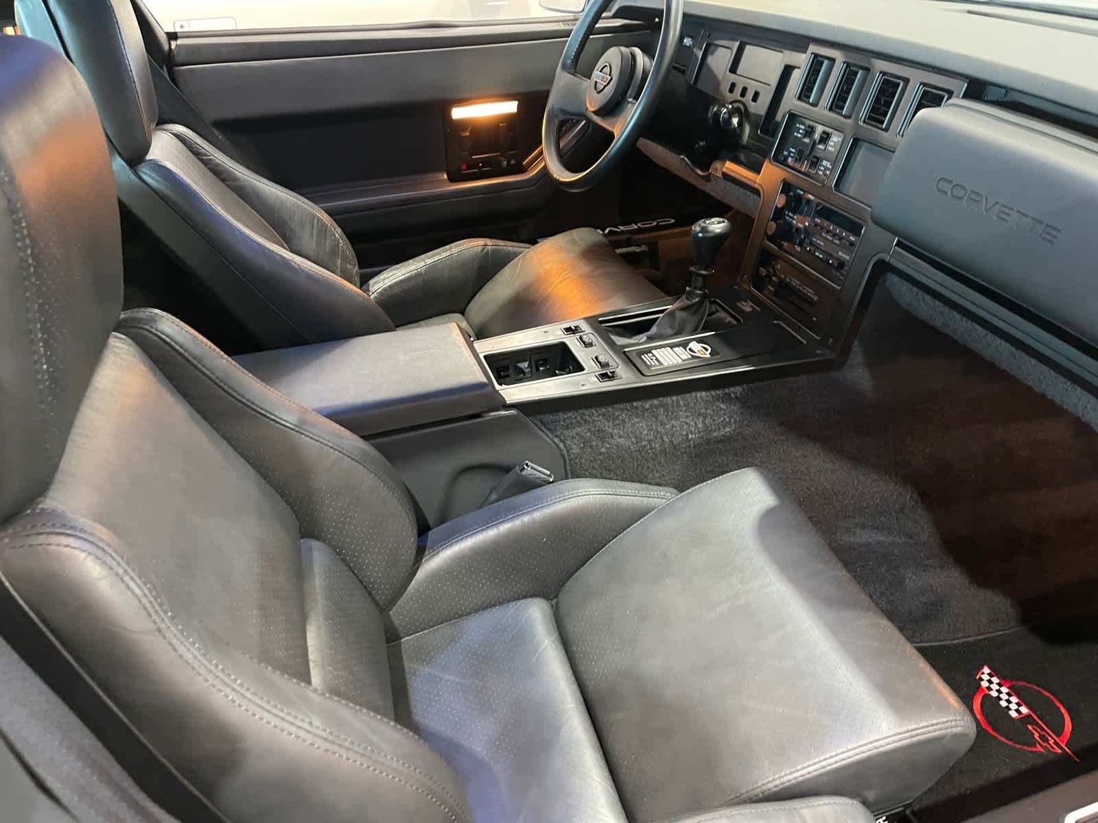 1984 Chevrolet Corvette  9