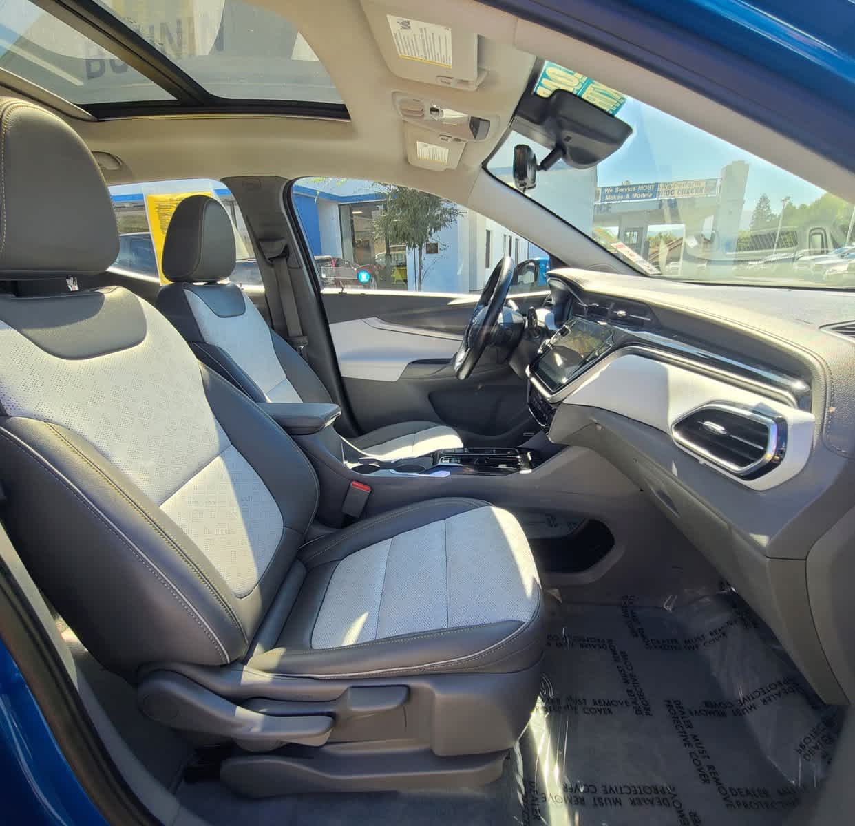 2022 Chevrolet Bolt EUV Premier 11