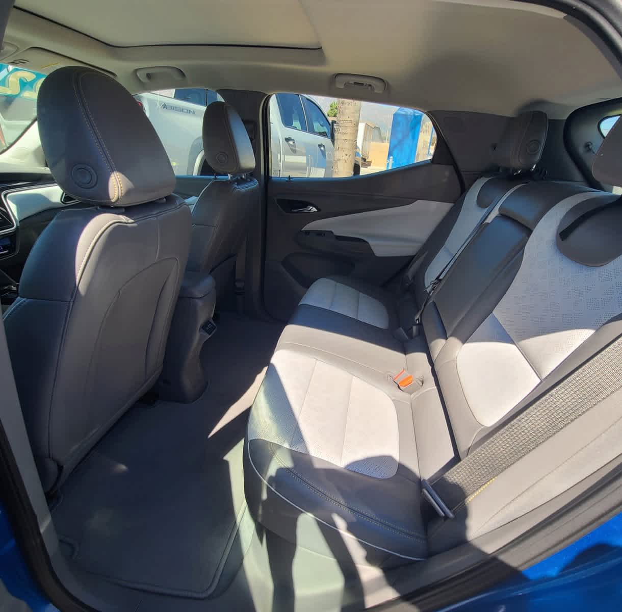 2022 Chevrolet Bolt EUV Premier 28