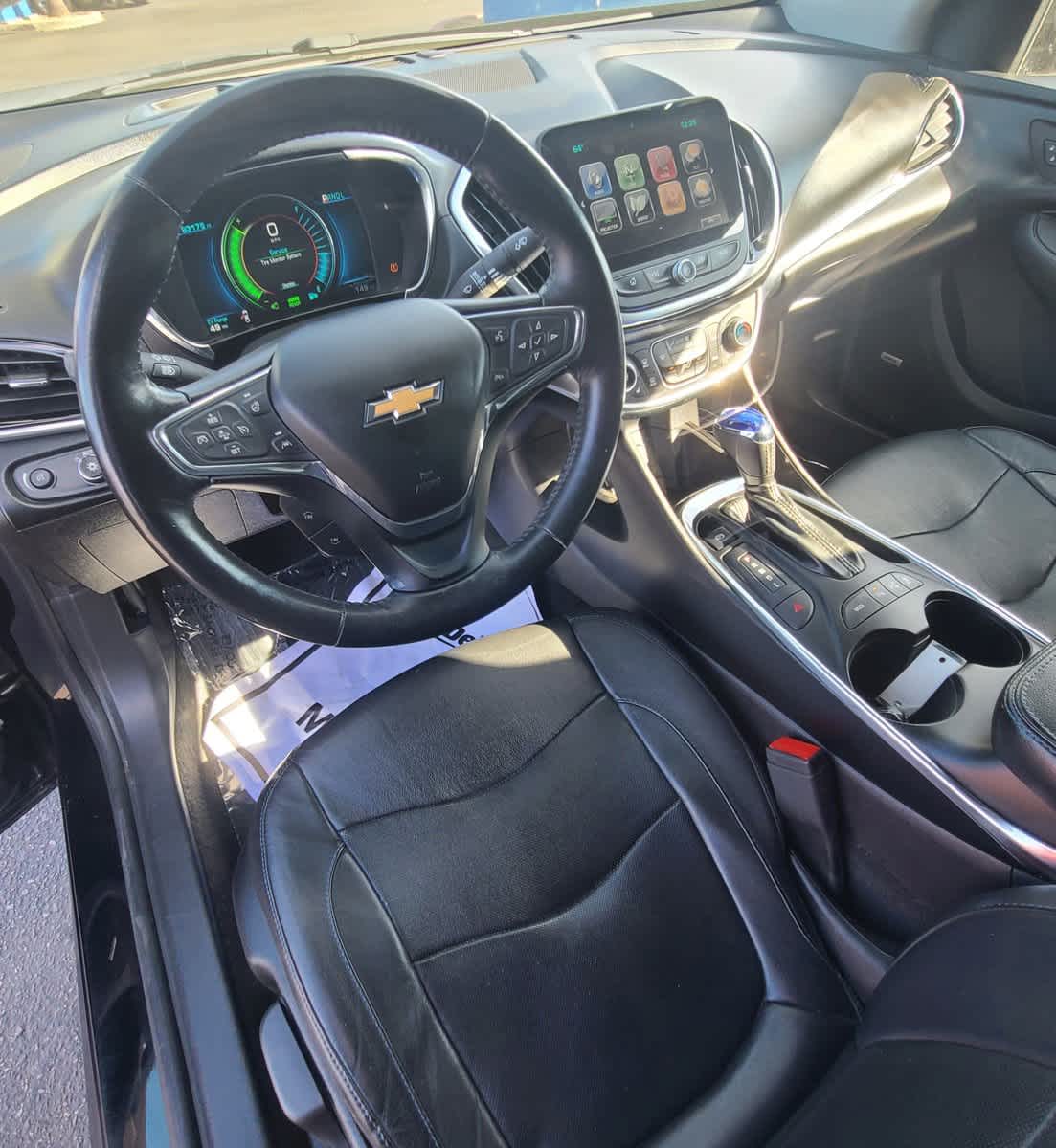 2017 Chevrolet Volt Premier 32