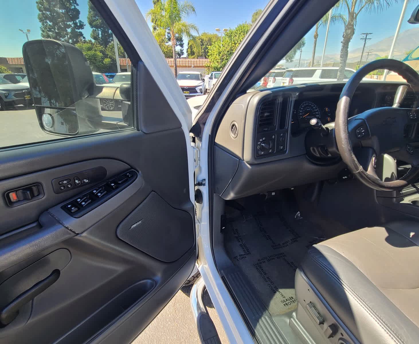 2006 Chevrolet Silverado 2500HD LT3 Crew Cab 153 WB 2WD 41