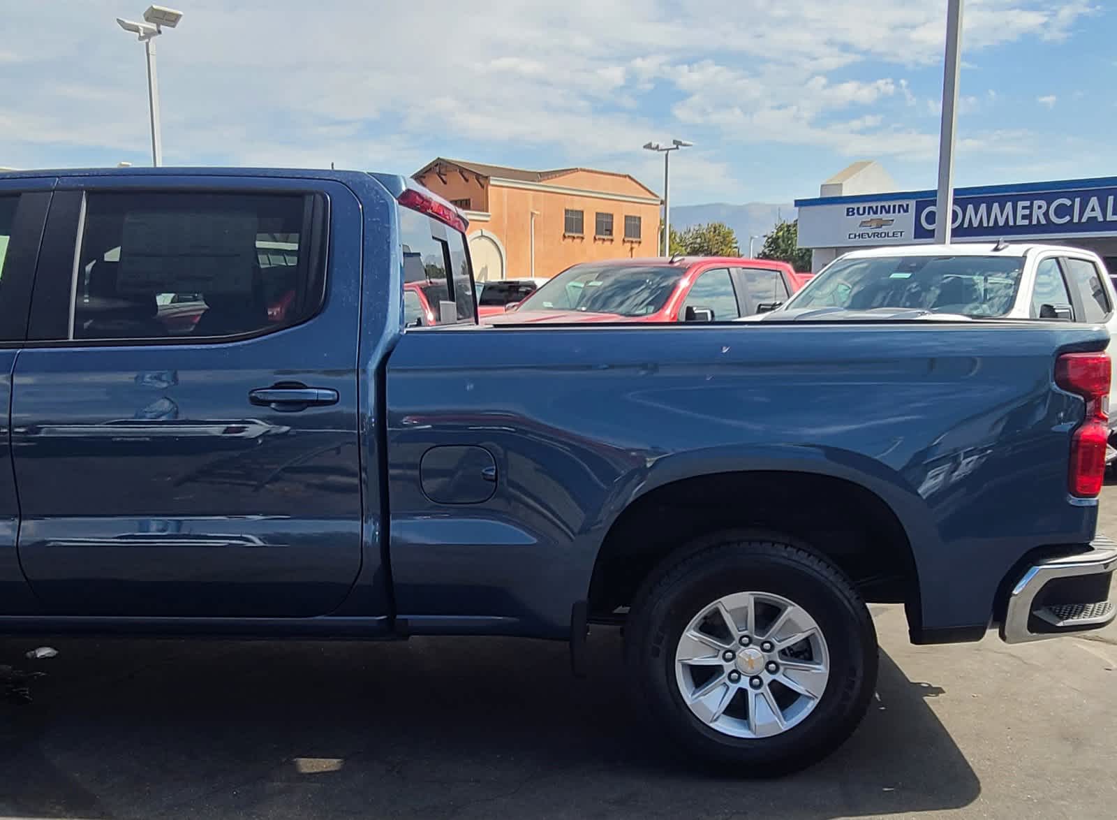 2024 Chevrolet Silverado 1500 LT 2WD Crew Cab 157 25