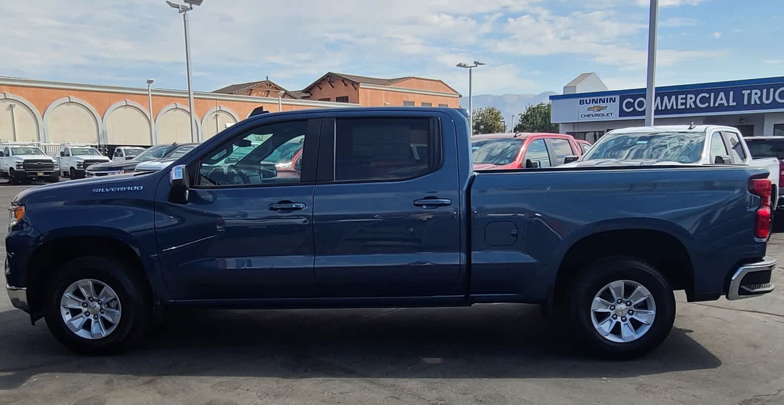 2024 Chevrolet Silverado 1500 LT 2WD Crew Cab 157 6