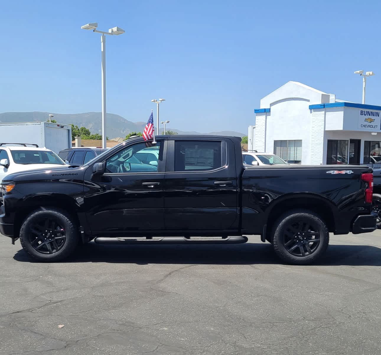 2024 Chevrolet Silverado 1500 Custom 4WD Crew Cab 147 6