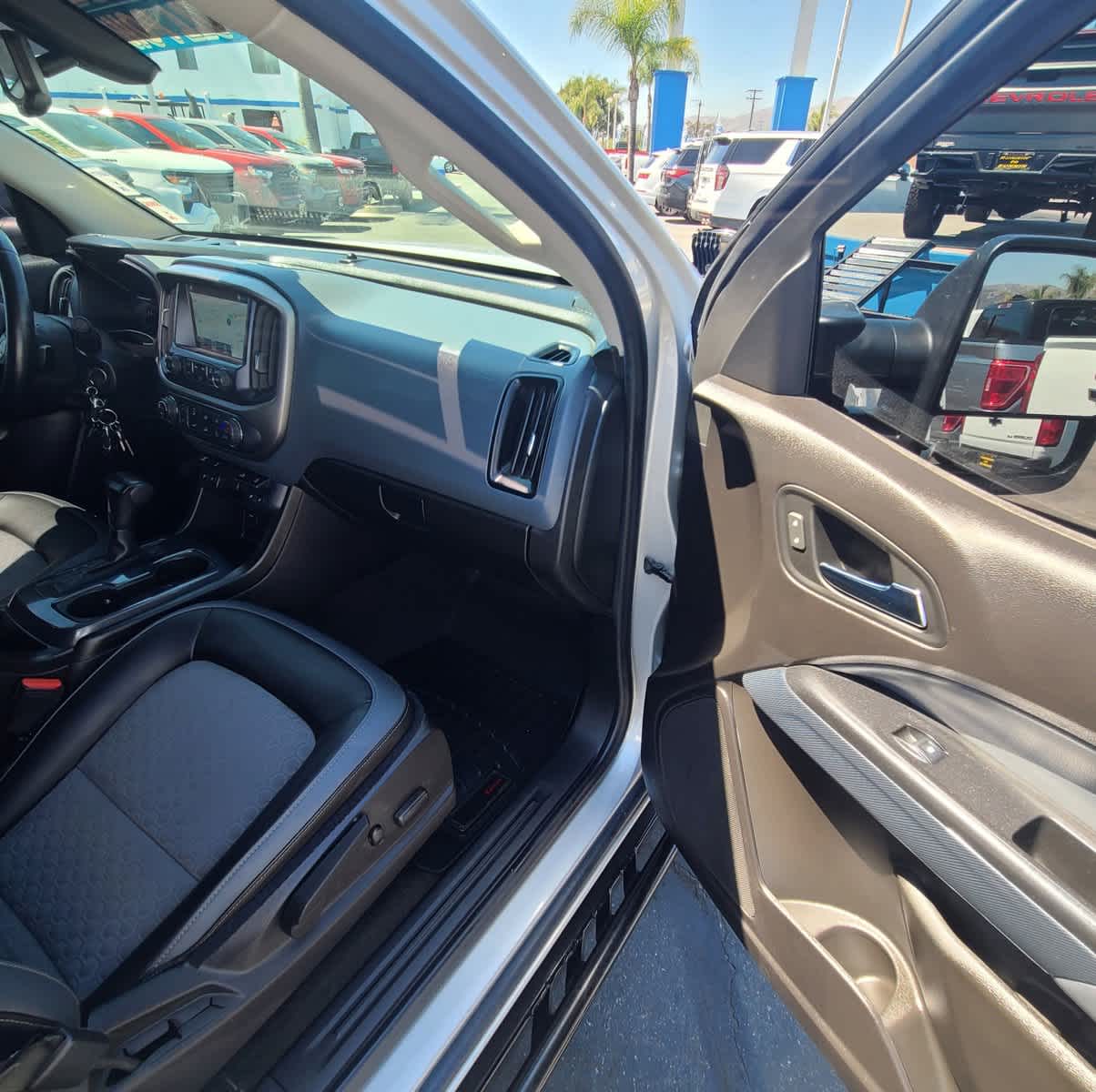 2018 Chevrolet Colorado 4WD Z71 Crew Cab 140.5 17