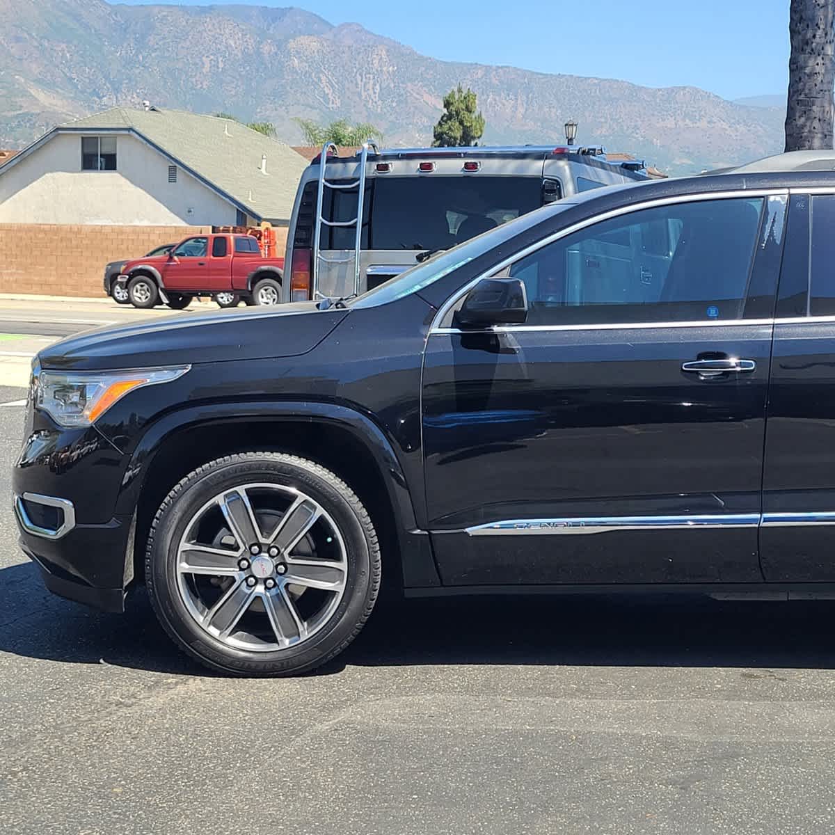 2019 GMC Acadia Denali 30