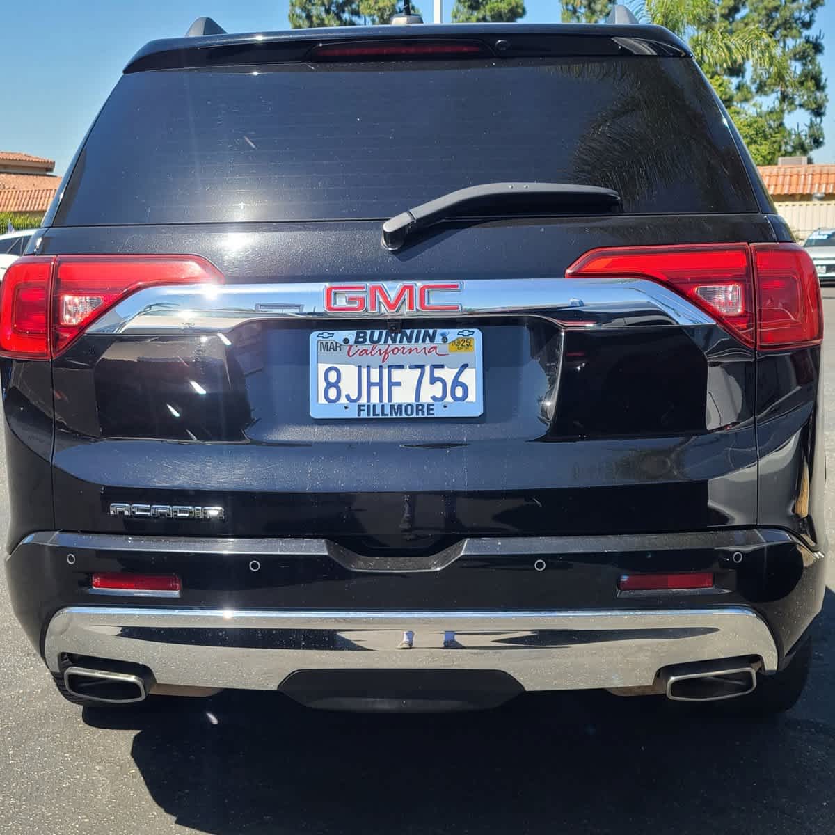 2019 GMC Acadia Denali 8