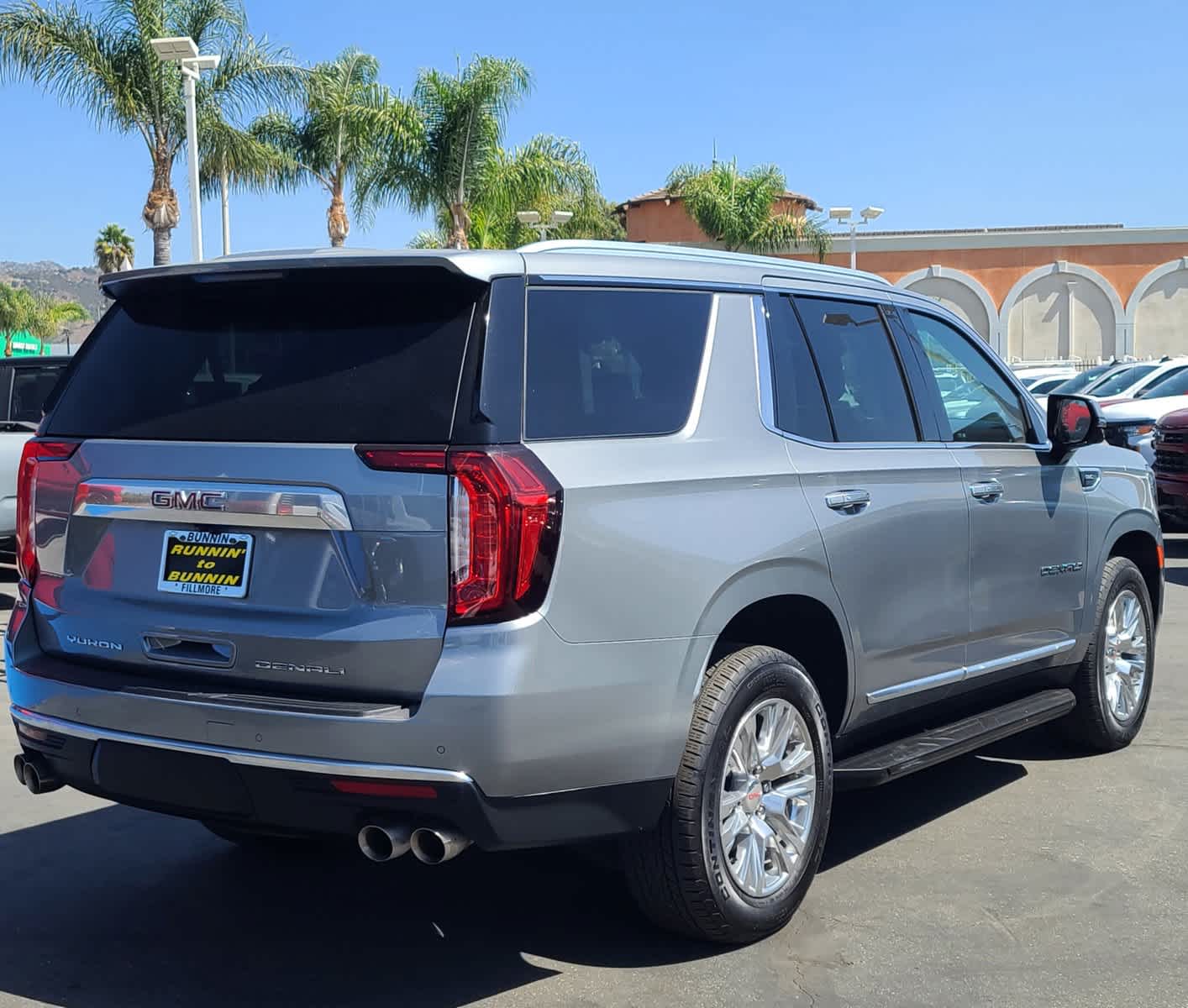 2023 GMC Yukon Denali 11