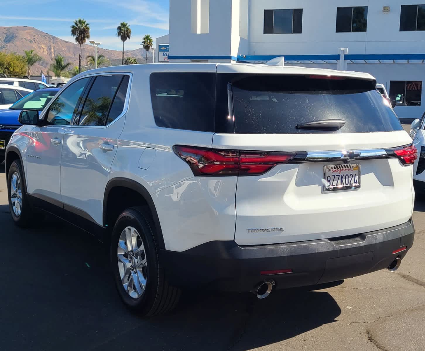 2022 Chevrolet Traverse LS 7