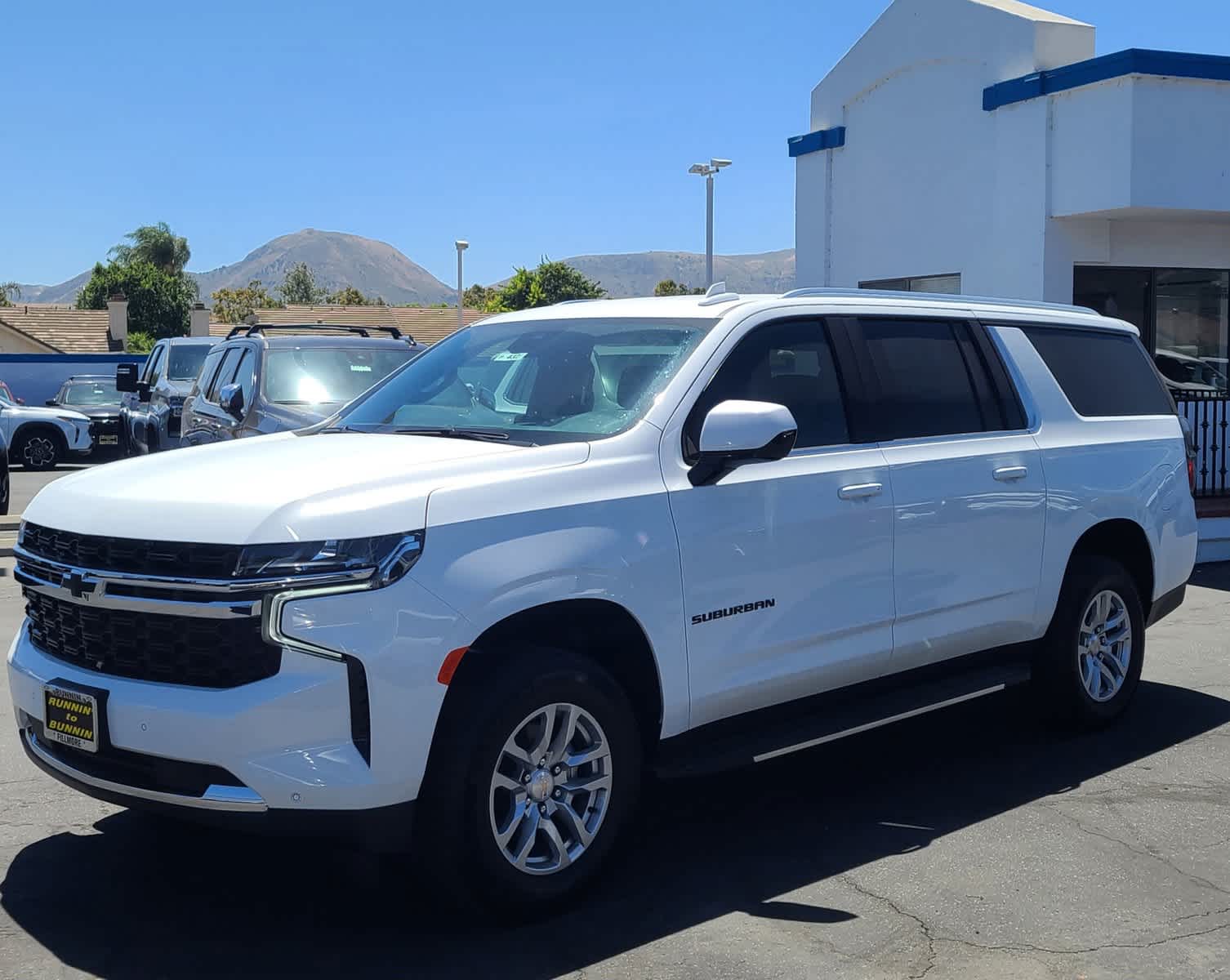 2024 Chevrolet Suburban LS 5