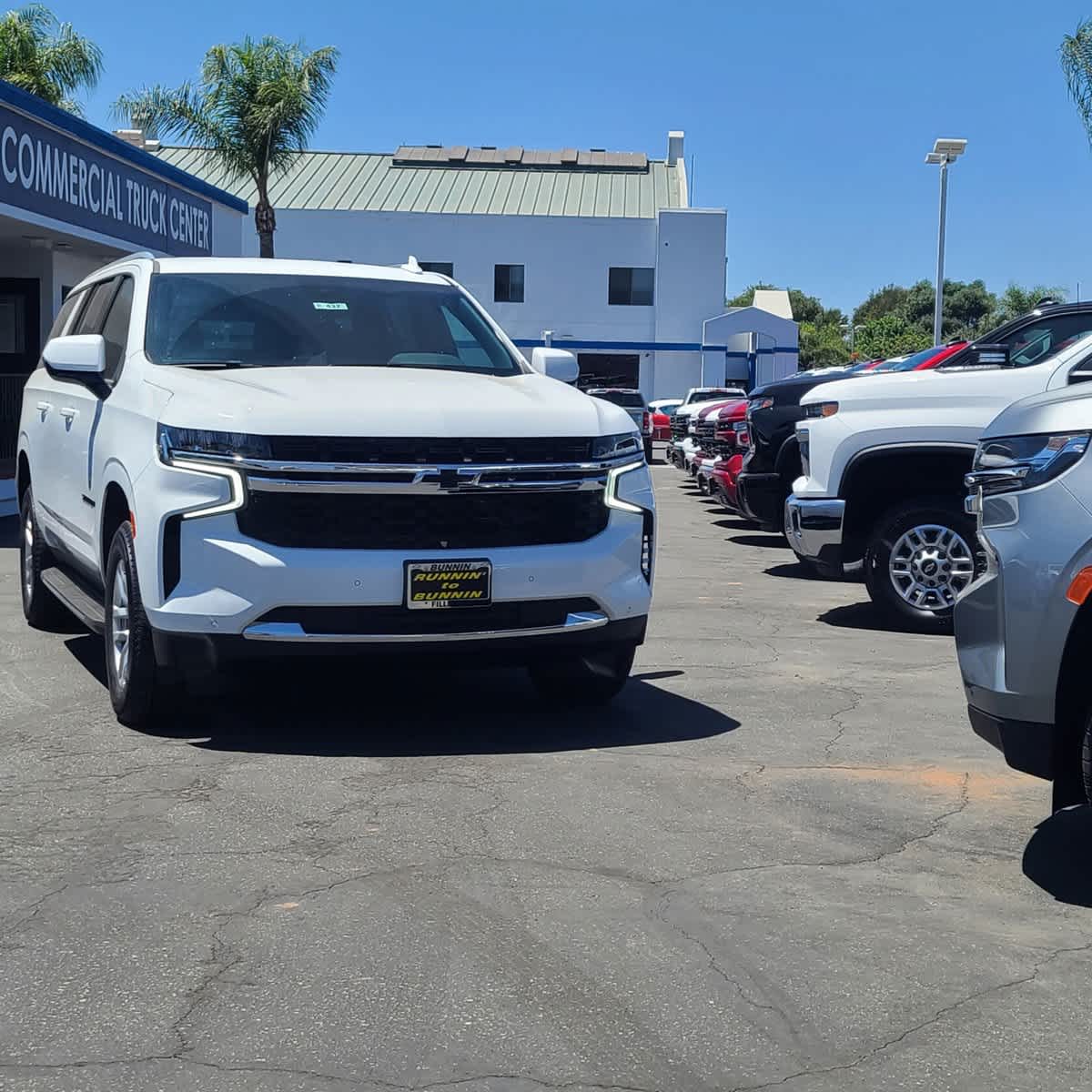 2024 Chevrolet Suburban LS 2