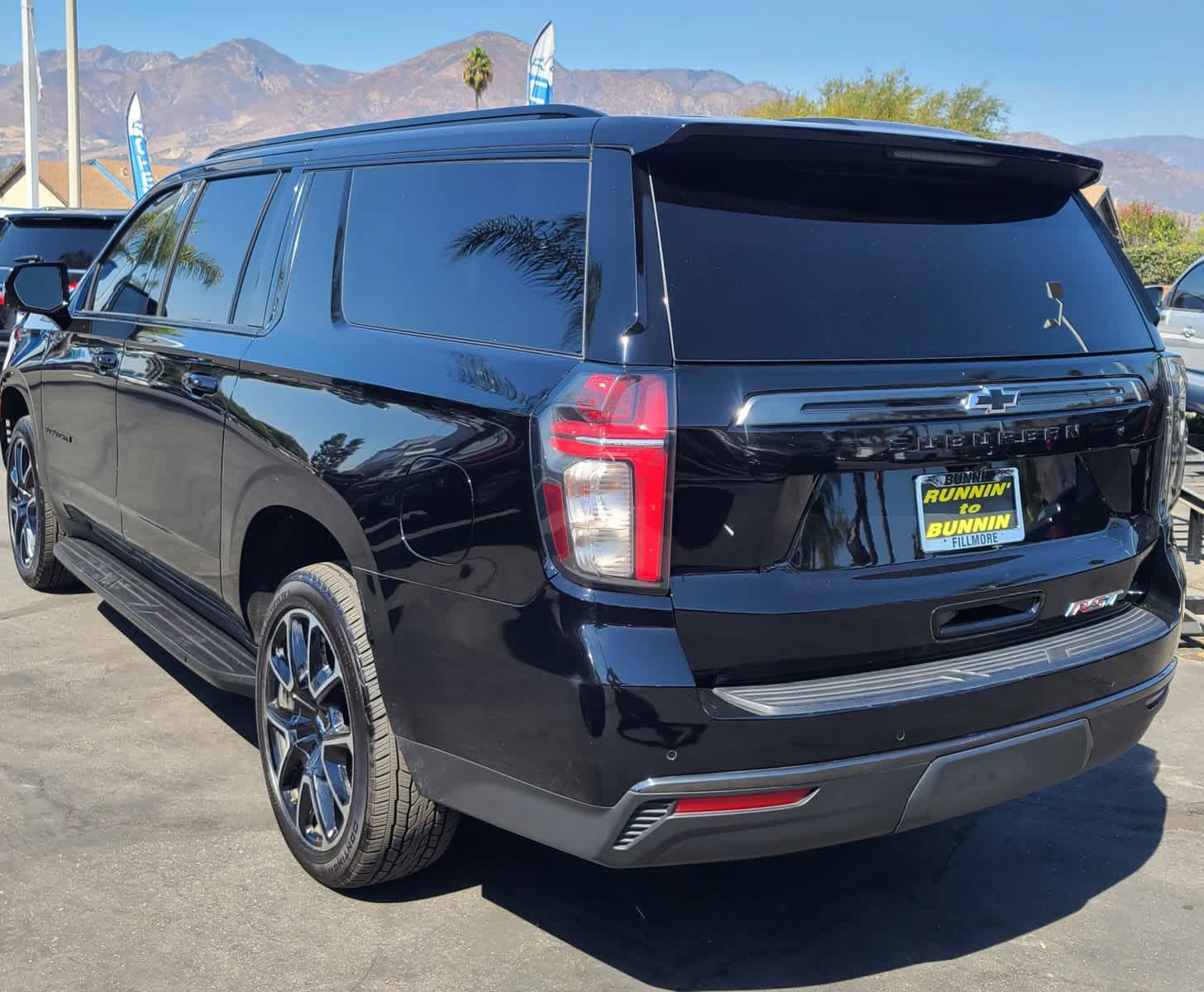 2022 Chevrolet Suburban RST 7