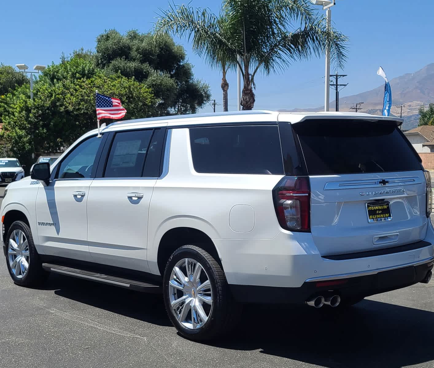 2024 Chevrolet Suburban High Country 9