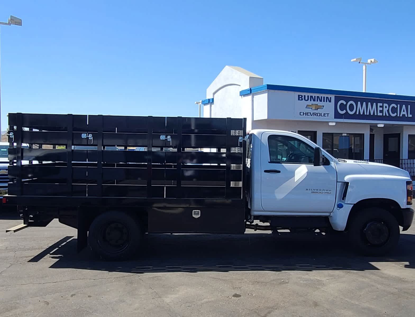 2023 Chevrolet Silverado MD Work Truck 2WD Reg Cab 25