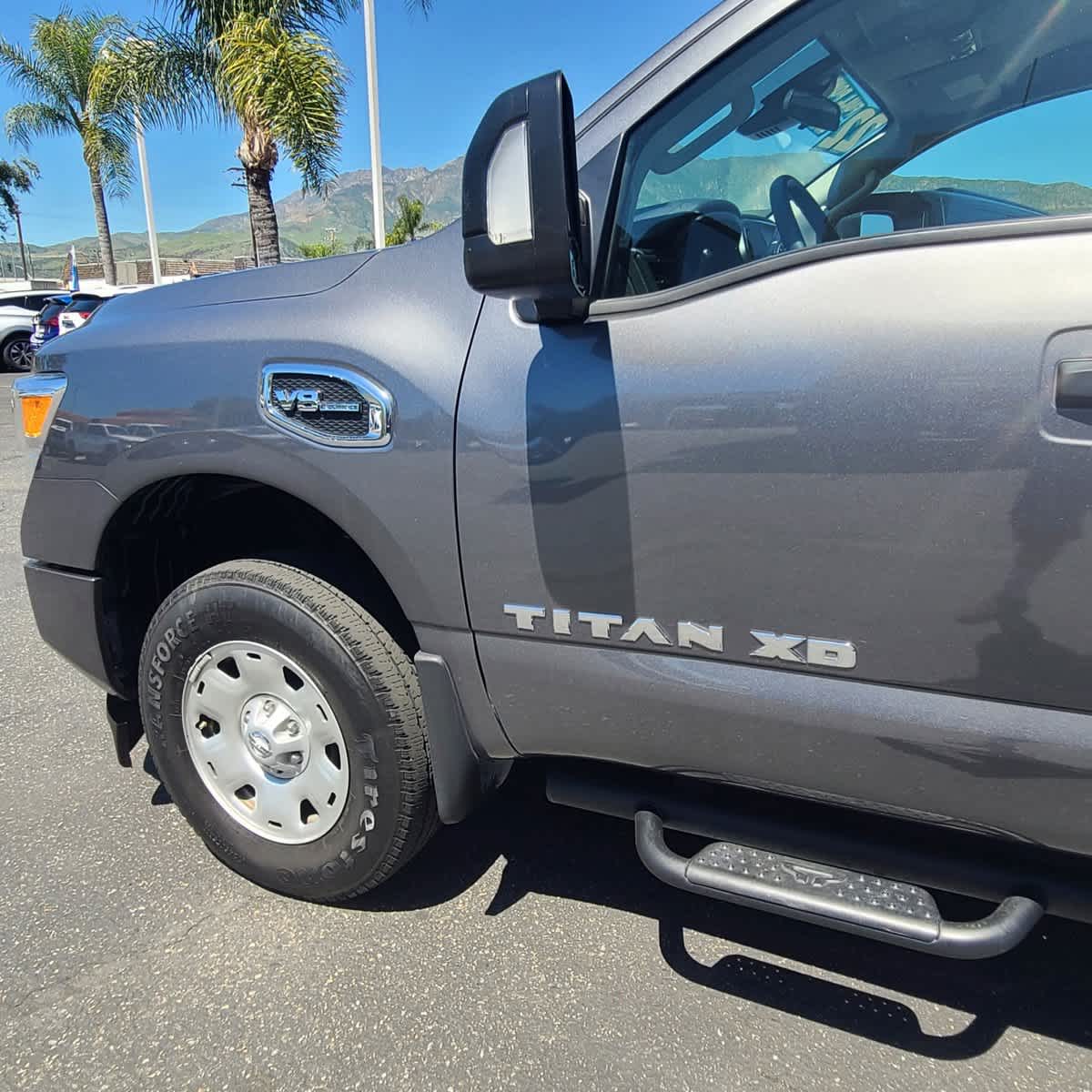 2022 Nissan Titan XD SV 4x4 Crew Cab 27