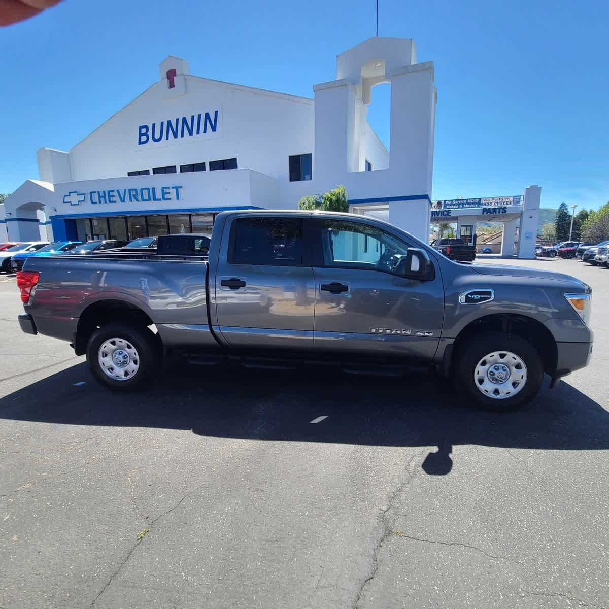 2022 Nissan Titan XD SV 4x4 Crew Cab 12