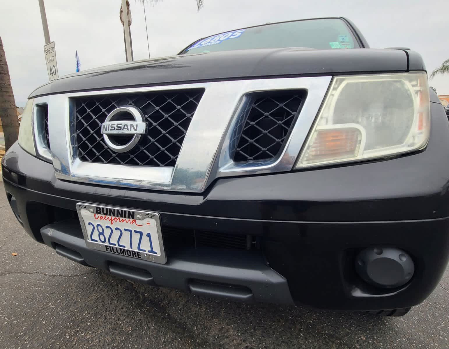 2016 Nissan Frontier SV 2WD Crew Cab SWB Auto 23