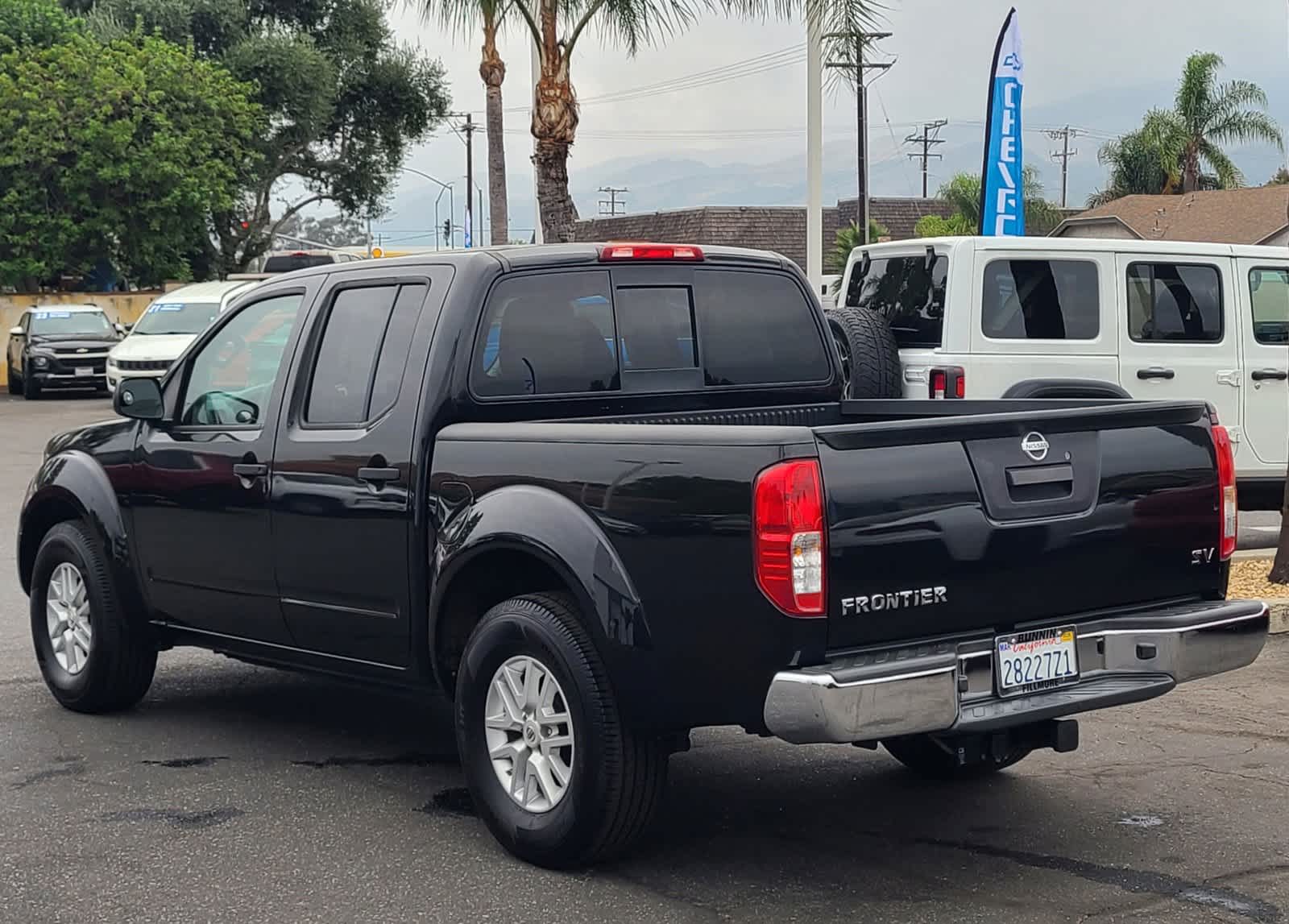 2016 Nissan Frontier SV 2WD Crew Cab SWB Auto 7