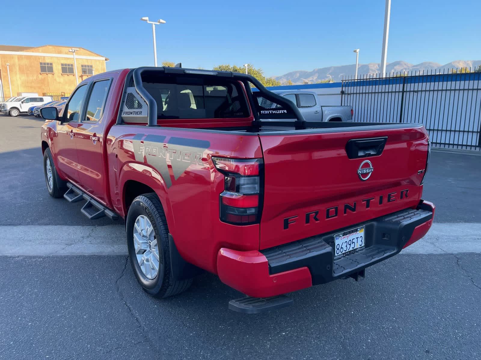 2023 Nissan Frontier SV Crew Cab 4x2 Auto Long Bed 6