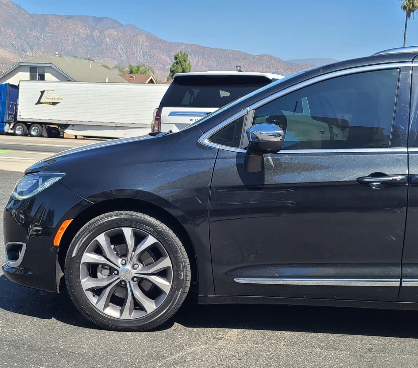 2018 Chrysler Pacifica Limited 7