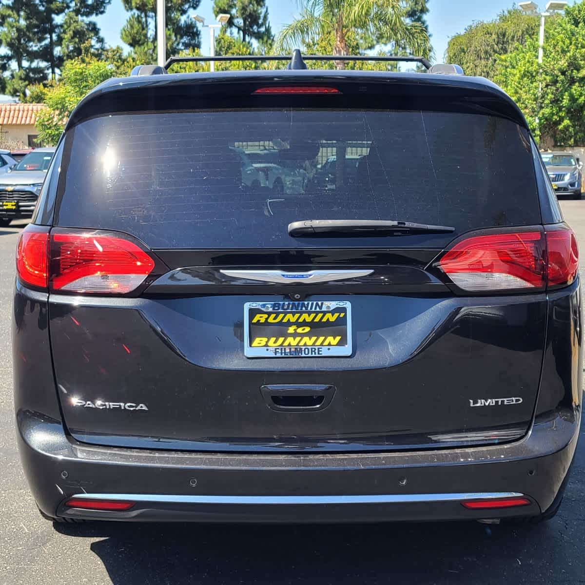 2018 Chrysler Pacifica Limited 10