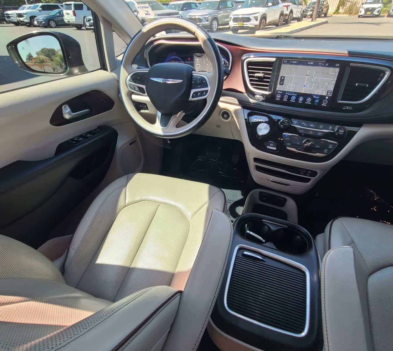 2018 Chrysler Pacifica Limited 38