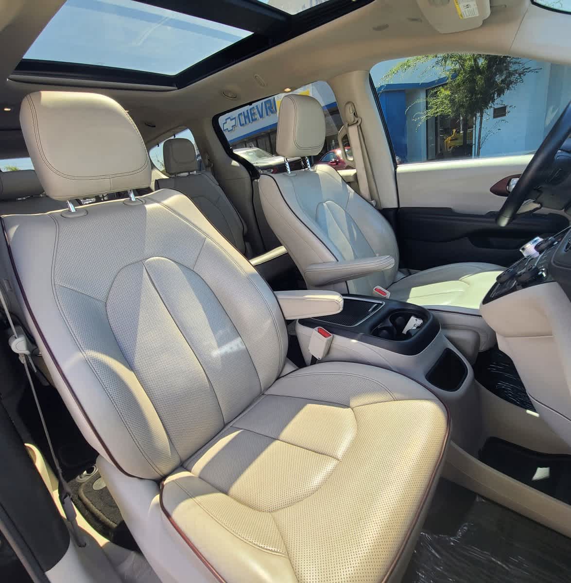 2018 Chrysler Pacifica Limited 14