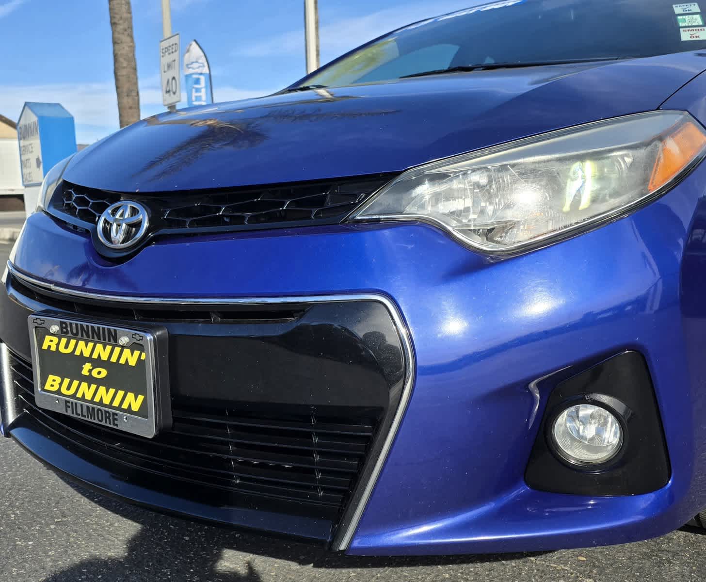 2015 Toyota Corolla S 21