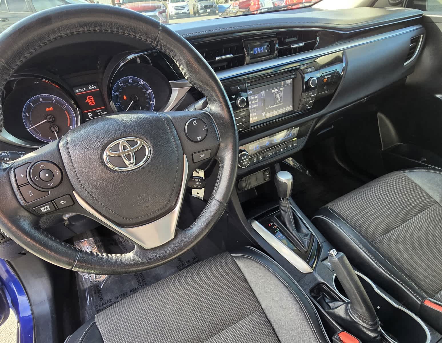 2015 Toyota Corolla S 37