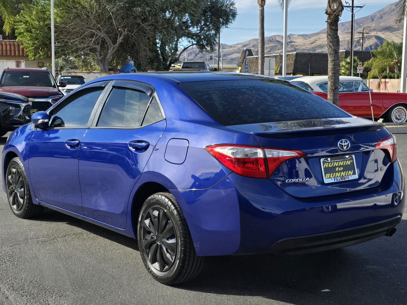 2015 Toyota Corolla S 7