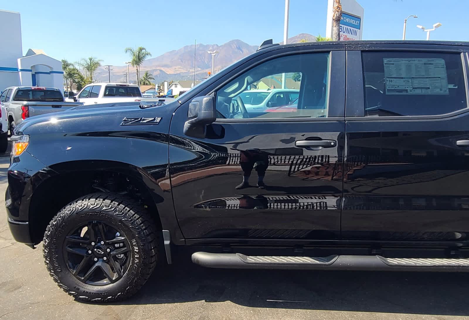 2024 Chevrolet Silverado 1500 Custom Trail Boss 4WD Crew Cab 147 7