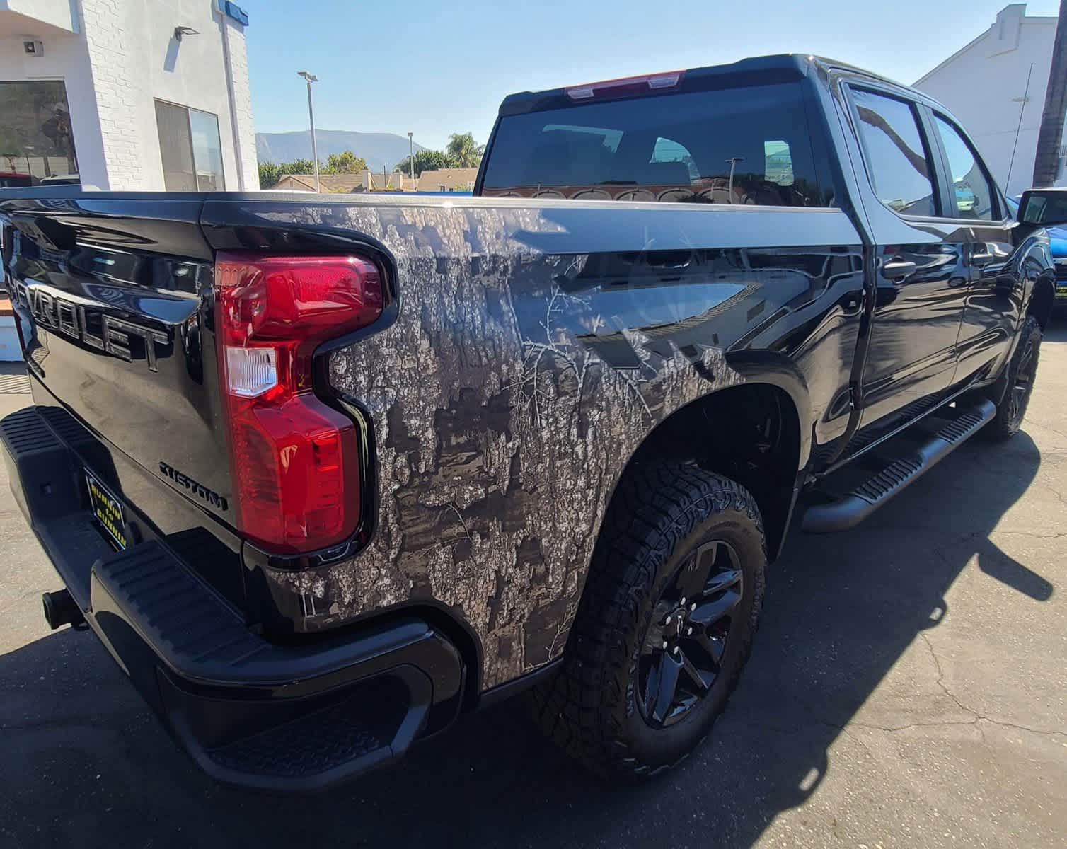 2024 Chevrolet Silverado 1500 Custom Trail Boss 4WD Crew Cab 147 12