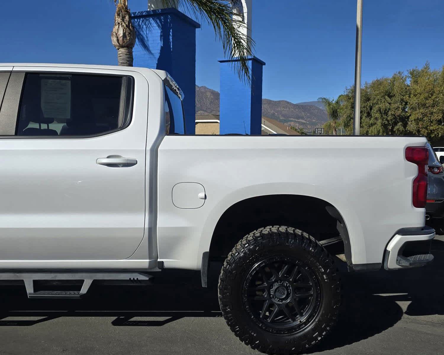 2021 Chevrolet Silverado 1500 RST 4WD Crew Cab 147 25