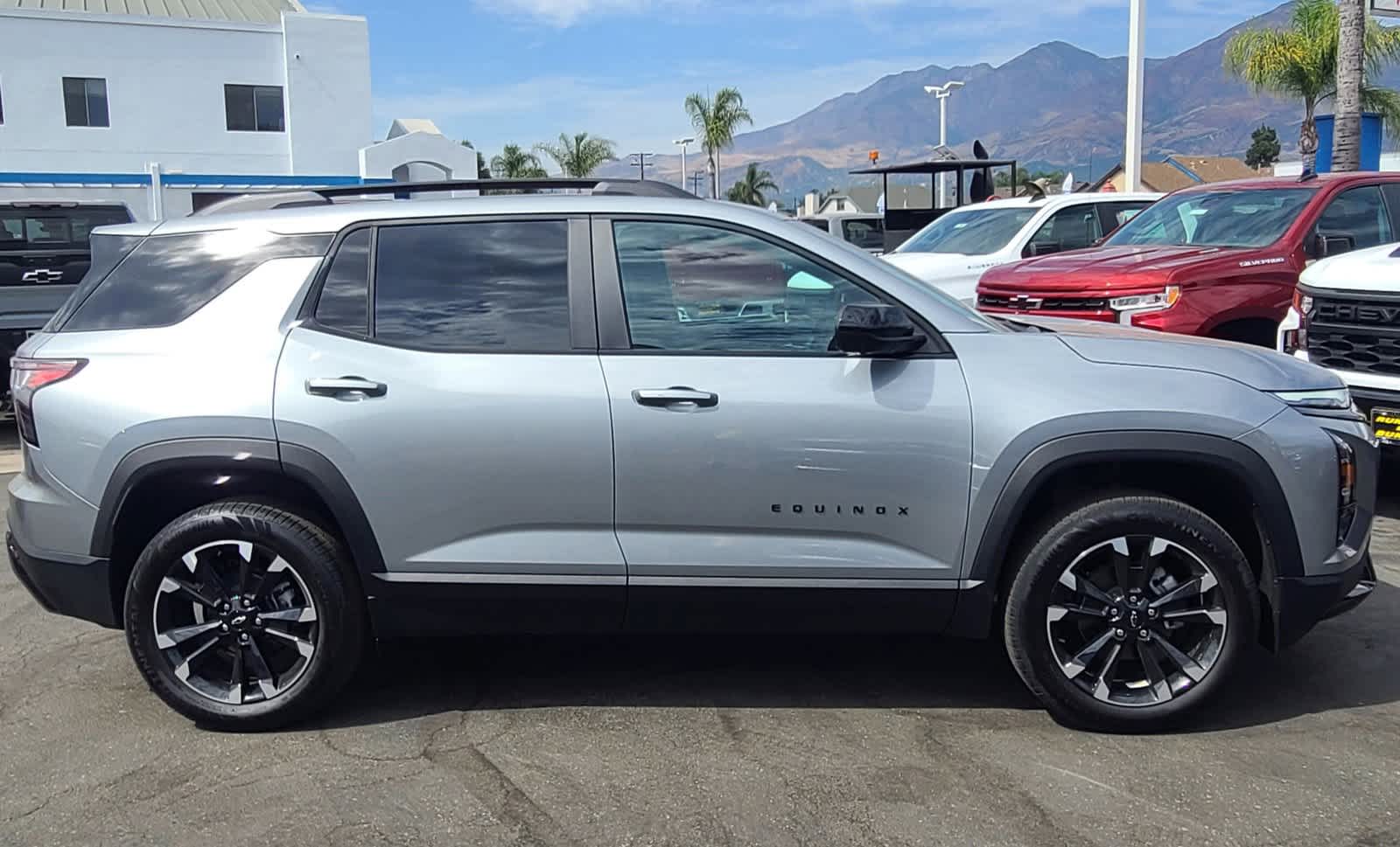 2025 Chevrolet Equinox FWD RS 10